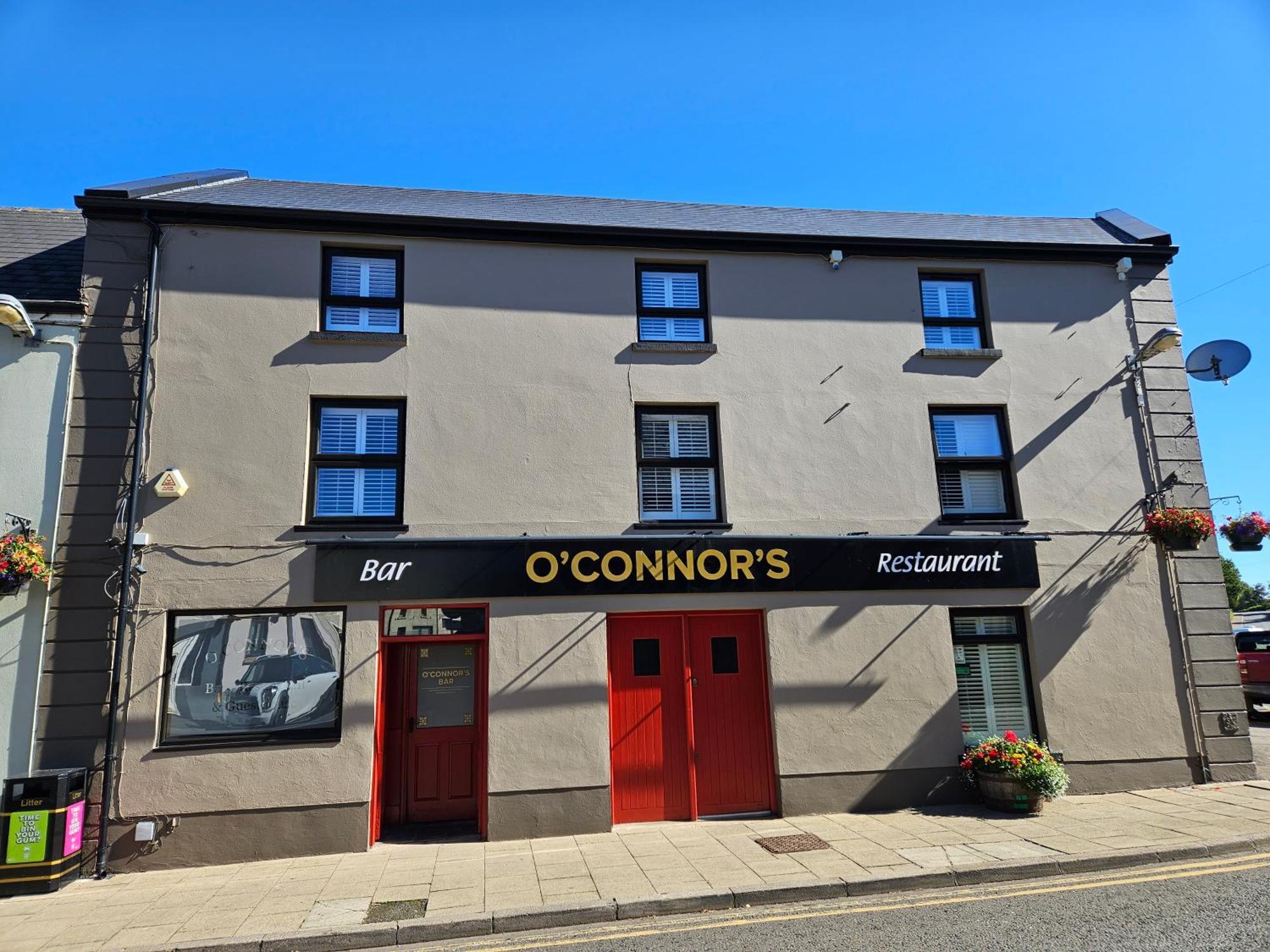 O'Connors Bar Restaurant And Guesthouse Dromore  Exterior photo